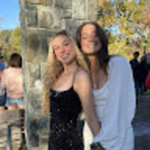 Meet your Posher, Eva